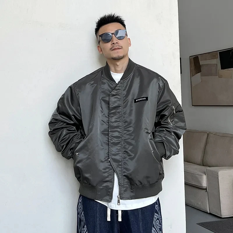 Autumn Outerwear American Fashion Vintage Pilot Baseball Jackets Men's Spring Streetwear Loose Cargo Top Coat Bomber Jacket Men
Autumn Outerwear American Fashion Vintage Pilot Baseball Jackets Men's Spring Streetwear Loose Cargo Top Coat Bomber Jacket Men