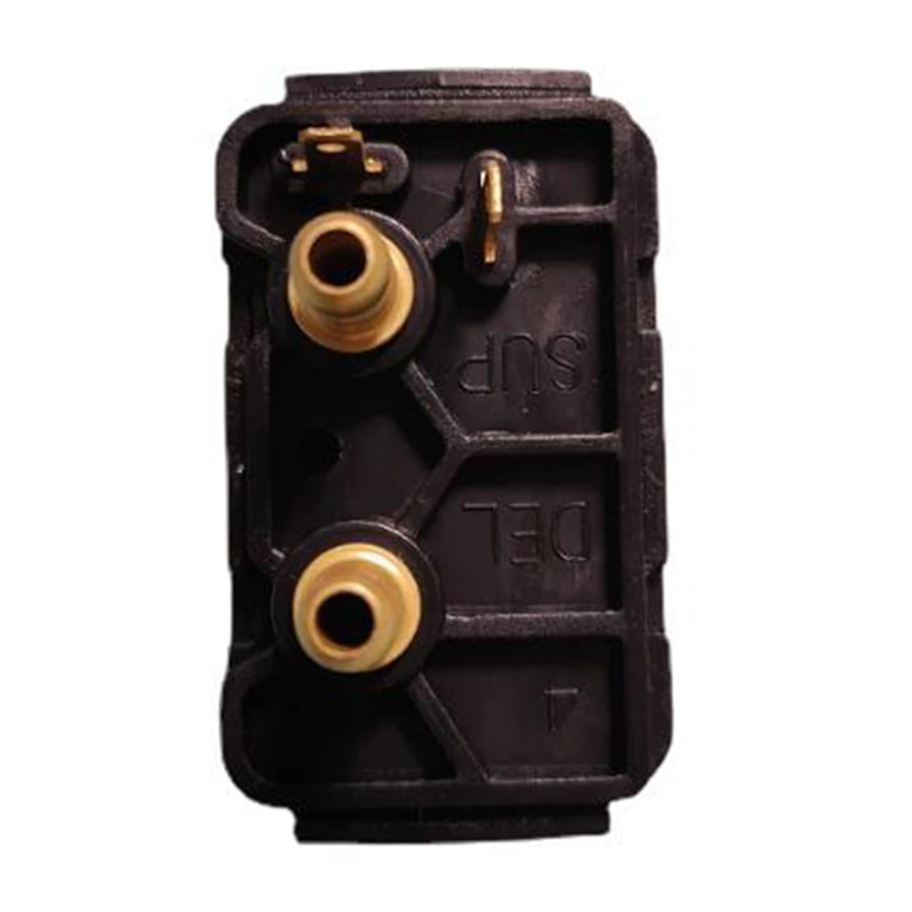 Truck Air Pump Control Switch Truck Control Air Spring Activation Switch Three Position Three-way Slurry Switching
Truck Air Pump Control Switch Truck Control Air Spring Activation Switch Three Position Three-way Slurry Switching