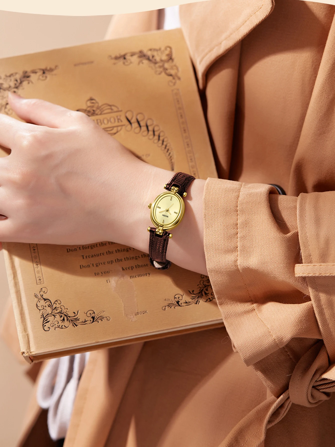 Retro gold women watch with oval dial and leather strap
