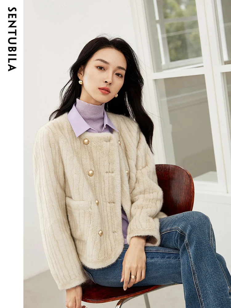 SENTUBILA Women's Imitation Rabbit Fleece Jacket 2023 Autumn Winter Elegant Crew Neck Double-breasted Plush Short Coat W34W50108
SENTUBILA Women's Imitation Rabbit Fleece Jacket 2023 Autumn Winter Elegant Crew Neck Double-breasted Plush Short Coat W34W50108