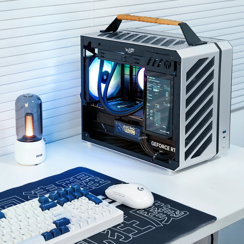 A brand new return! Mechanical Master chassis secondary screen 7-inch 1080P portable screen 60Hz small screen display
A brand new return! Mechanical Master chassis secondary screen 7-inch 1080P portable screen 60Hz small screen display