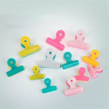3pcs Plastic Clip Two-color Office Folder Loose-leaf Clip Multi-function Document Receipt Paper Stationary Paper Clip Bookmarks
3pcs Plastic Clip Two-color Office Folder Loose-leaf Clip Multi-function Document Receipt Paper Stationary Paper Clip Bookmarks