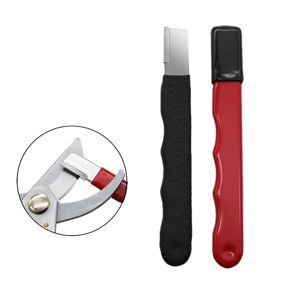 1pcs Outdoor Tool Sharpener Sharpener Alloy Steel Sharpening Effortlessly Chisel Sharpen Garden Tool Effortlessly
1pcs Outdoor Tool Sharpener Sharpener Alloy Steel Sharpening Effortlessly Chisel Sharpen Garden Tool Effortlessly