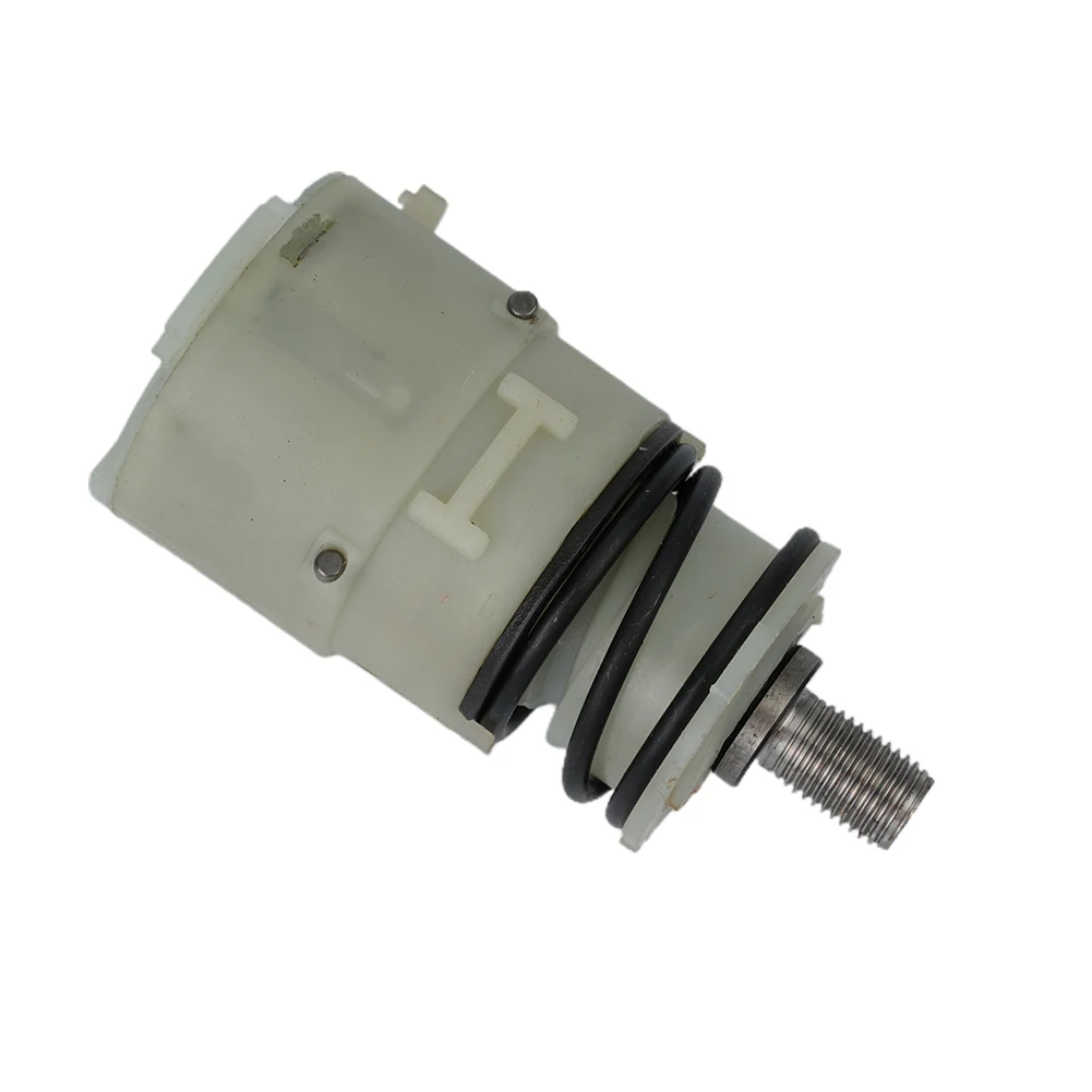 High Quality Power Tool Gear Box Reducer Box 12V 12V Two-speed 80*40mm Drill Chuck Drill Screwdriver Reducer Box
High Quality Power Tool Gear Box Reducer Box 12V 12V Two-speed 80*40mm Drill Chuck Drill Screwdriver Reducer Box