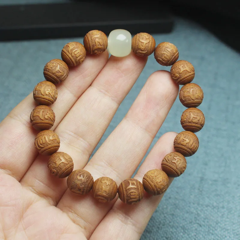 Браслет из сандалового дерева Yan Mingwu с шестью символами, 10 мм
Браслет из сандалового дерева Yan Mingwu с шестью символами, 10 мм