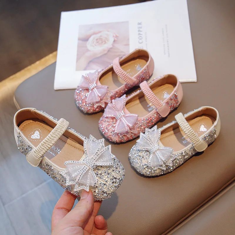 2023 New Princess Leather Shoes Versatile Rhinestones Bow Hook & Loop Kid Girl Mary Janes Wedding Party Causal Solid Color Flats
2023 New Princess Leather Shoes Versatile Rhinestones Bow Hook & Loop Kid Girl Mary Janes Wedding Party Causal Solid Color Flats