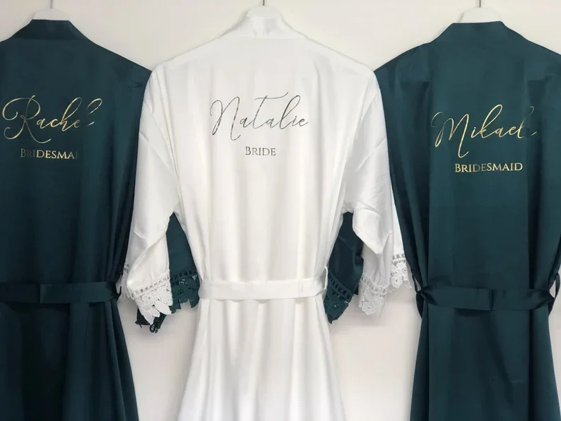 Customized Wedding Robe Personalised Bride Dress Satin Lace Custom Robe Kimono Silk Woman Sleepwear Summer Bridesmaid Dresses
Customized Wedding Robe Personalised Bride Dress Satin Lace Custom Robe Kimono Silk Woman Sleepwear Summer Bridesmaid Dresses
