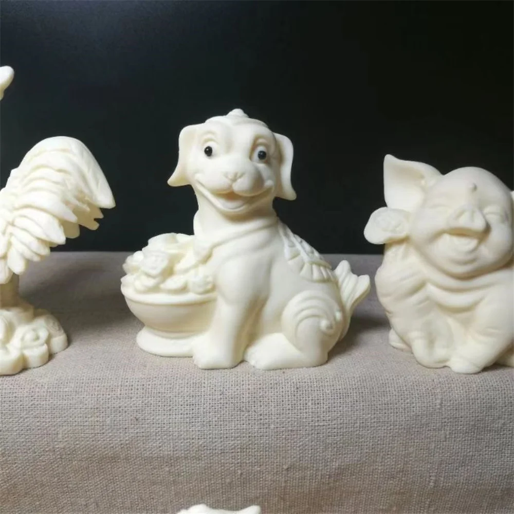 

Lvory Fruit Hand-Carved Rat Ox Tiger Rabbit Dragon Snake Horse Sheep Monkey Rooster Dog Pig Bodhi Decoration