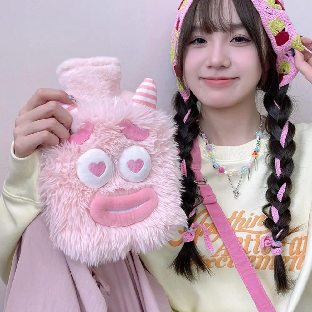 Cartoon Plush Hot Water Bottle Bag Cute Warm Belly Reusable Water Heating Pad 750ml Hand Warmer
Cartoon Plush Hot Water Bottle Bag Cute Warm Belly Reusable Water Heating Pad 750ml Hand Warmer