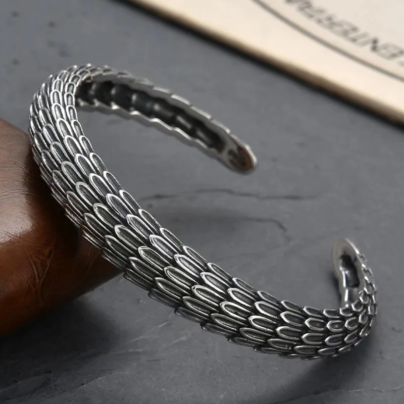 Vintage Men's Dragon Scale Open Bracelet Hip Hop Punk Bracelet Banquet Jewelry Accessories Gift
Vintage Men's Dragon Scale Open Bracelet Hip Hop Punk Bracelet Banquet Jewelry Accessories Gift