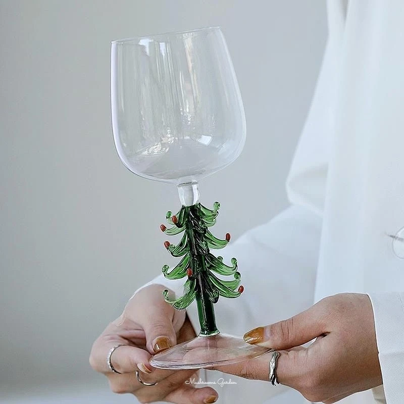 MushroomsGarden Korean Super Beautiful Christmas Tree Goblet Atmosphere Sense Glass Creative Wine Glass Christmas Companion Gift
MushroomsGarden Korean Super Beautiful Christmas Tree Goblet Atmosphere Sense Glass Creative Wine Glass Christmas Companion Gift