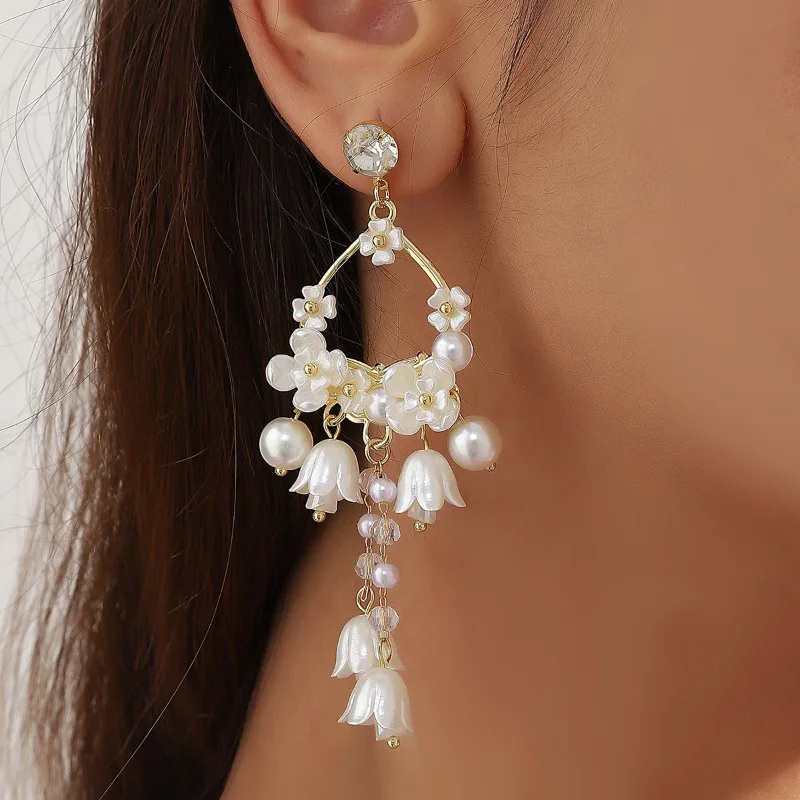 Fashion Jewelry 925 Silver Needle Elegant Simulated Pearl White Resin Flower Earrings For Women Girl Party Wedding Gift Hot Sale
Fashion Jewelry 925 Silver Needle Elegant Simulated Pearl White Resin Flower Earrings For Women Girl Party Wedding Gift Hot Sale