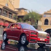 1:32 Rolls Royce Cullinan SUV Alloy Car Model Simulation Die Cast Metal Children Acousto-optic Return Force Toy Off-road Vehicle
1:32 Rolls Royce Cullinan SUV Alloy Car Model Simulation Die Cast Metal Children Acousto-optic Return Force Toy Off-road Vehicle