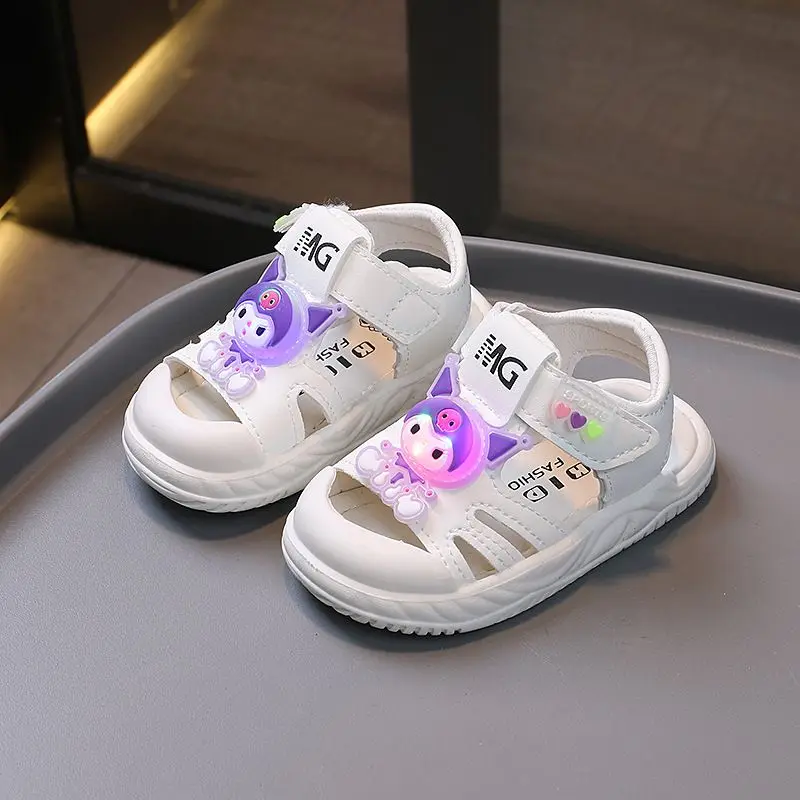 Sanrio Kawaii Anime Kuromi Shoes 2024 New Babys Sandal Girl Heart Sweet Cute Cartoon Soft-Soled Beach Shoes Gift for Kids
Sanrio Kawaii Anime Kuromi Shoes 2024 New Babys Sandal Girl Heart Sweet Cute Cartoon Soft-Soled Beach Shoes Gift for Kids