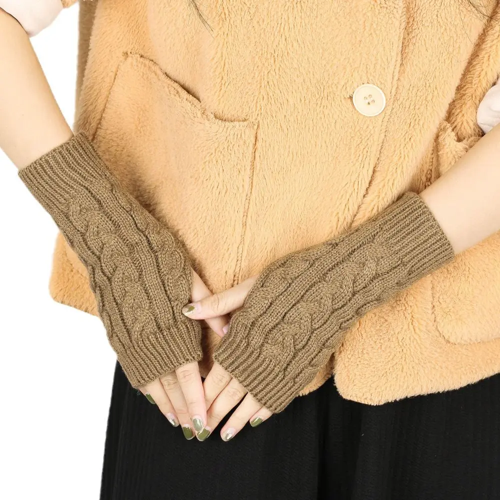 Twists Gloves Winter Gloves Fashion Cycling Gloves Touch Screen Wool Gloves Korean Style Wristband Knitted Gloves Female/Girls
Twists Gloves Winter Gloves Fashion Cycling Gloves Touch Screen Wool Gloves Korean Style Wristband Knitted Gloves Female/Girls