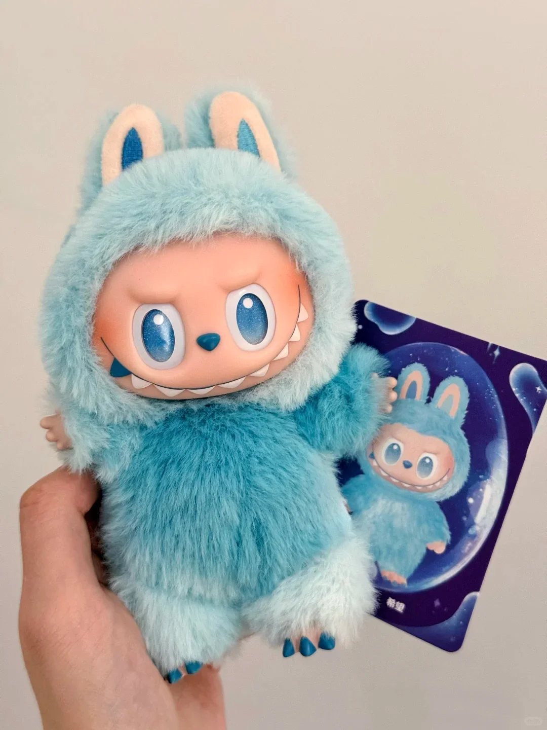 POPMART Labubu The Monsters Big Into Energy Series Vinyl Plush Pendant Blind Box Doll Decoration Gift Pendant Mystery Box POPMART Labubu The Monsters Big Into Energy Series Vinyl Plush Pendant Blind Box Doll Decoration Gift Pendant Mystery Box