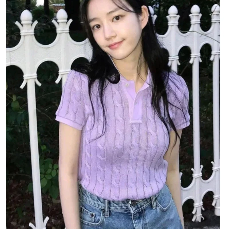 Новинка, летняя женская одежда-поло RL, свитер с маленькими лошадьми, футболка, пуловер, повседневная крутая дышащая рубашка, вязаные Хлопковые женские топы
Новинка, летняя женская одежда-поло RL, свитер с маленькими лошадьми, футболка, пуловер, повседневная крутая дышащая рубашка, вязаные Хлопковые женские топы