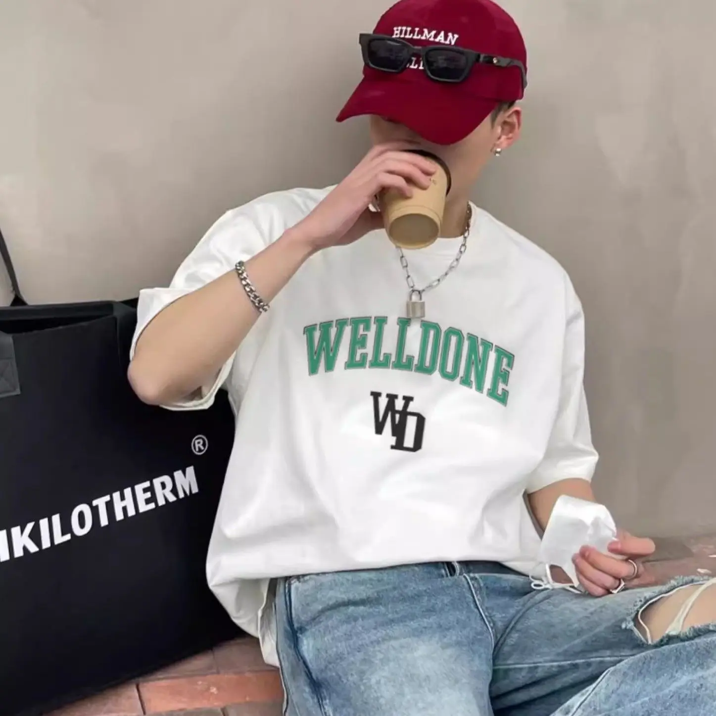 Korean cotton design niche trendy brand printed T shirt American letter street y2k versatile personality street half sleeved top
Korean cotton design niche trendy brand printed T shirt American letter street y2k versatile personality street half sleeved top