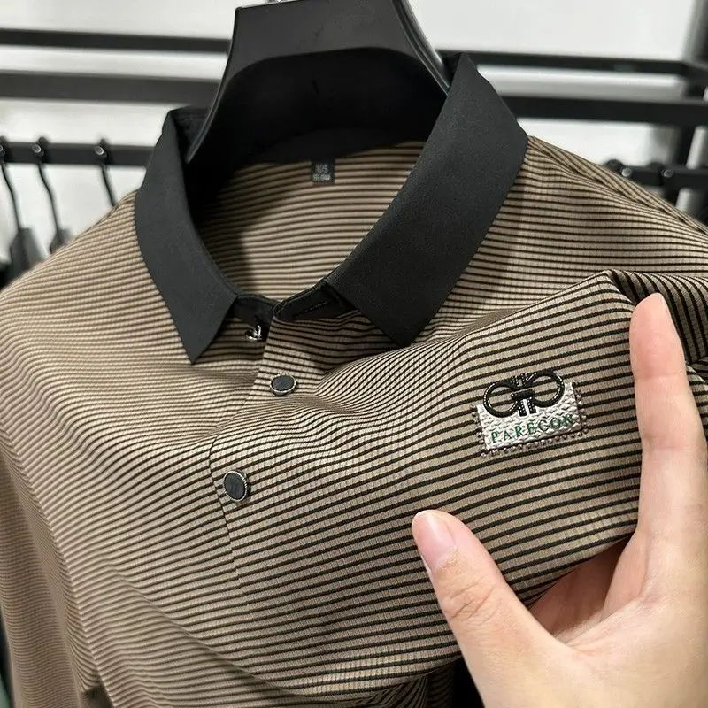 Men's seamless high-end long-sleeved T-shirt spring and autumn shirt collar striped lapel POLO shirt loose T-shirt
Men's seamless high-end long-sleeved T-shirt spring and autumn shirt collar striped lapel POLO shirt loose T-shirt