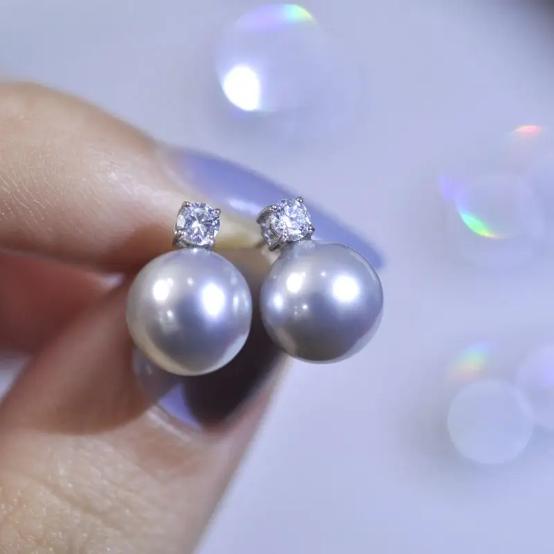 Classic 18K Gold High Luster 8-9mm Akoya Silver Blue Pearls Princess Style Stud Earrings Fine Round Pearl For Women Jewelry Gift
Classic 18K Gold High Luster 8-9mm Akoya Silver Blue Pearls Princess Style Stud Earrings Fine Round Pearl For Women Jewelry Gift