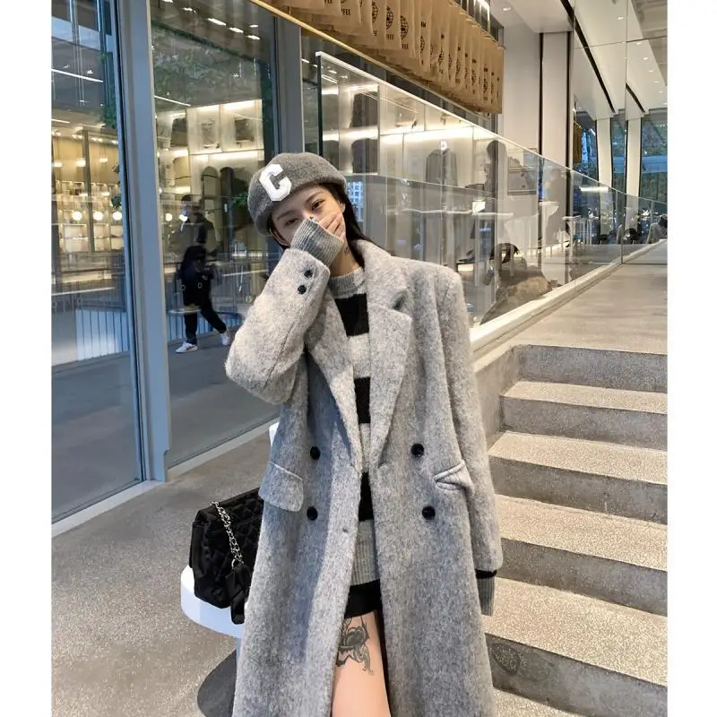 High Grade Gray Thickened Korean Coat for Women's Autumn and Winter Medium Length Woolen Hepburn Style Woolen Coat Jacket Women
High Grade Gray Thickened Korean Coat for Women's Autumn and Winter Medium Length Woolen Hepburn Style Woolen Coat Jacket Women