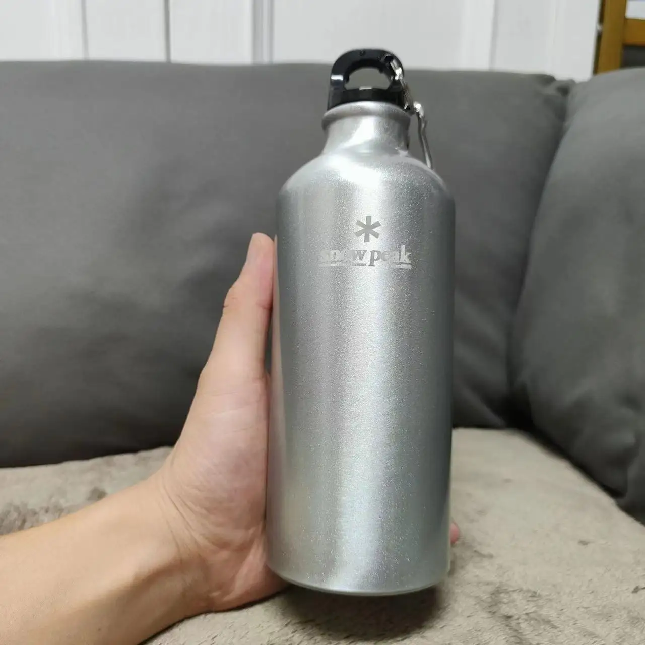 Lightweight aluminum alloy water cup kettle internet celebrity sports fitness kettle camping hiking mountain climbing
Lightweight aluminum alloy water cup kettle internet celebrity sports fitness kettle camping hiking mountain climbing