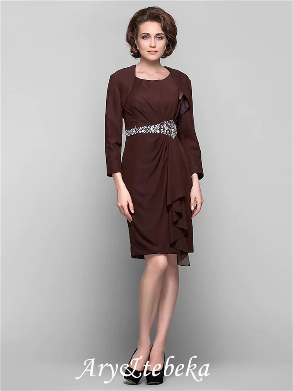 Шифоновое платье-футляр с длинным рукавом, круглым вырезом и кристаллами
Шифоновое платье-футляр с длинным рукавом, круглым вырезом и кристаллами