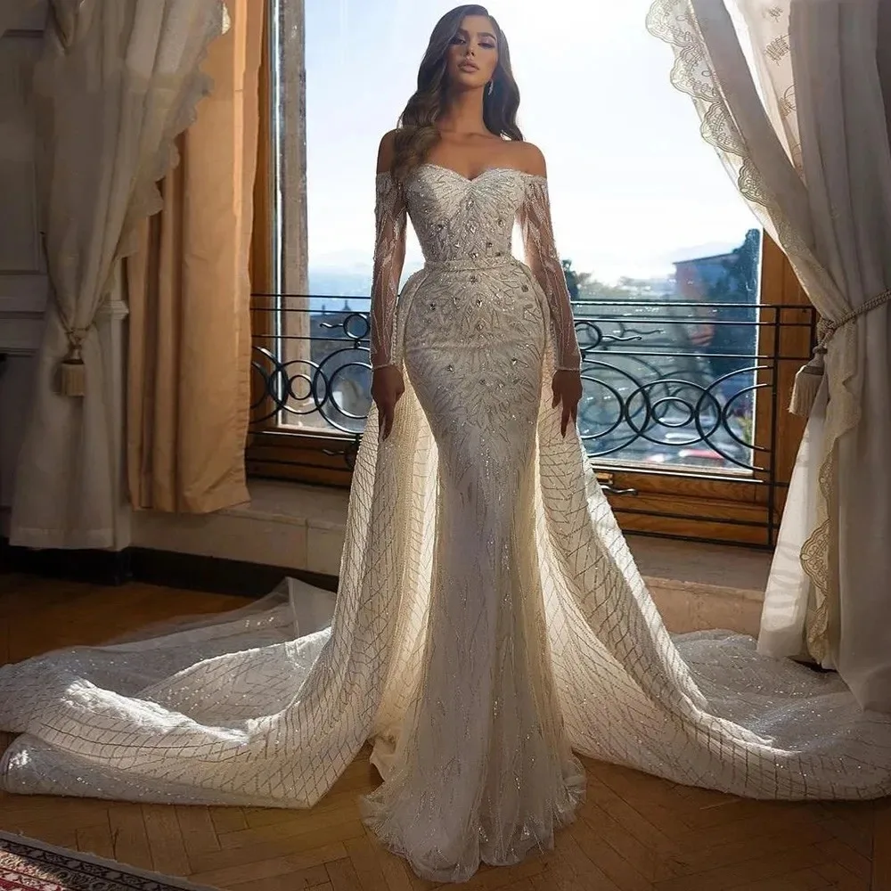 V-Neck Sleeveless Crepe Mermaid Wedding Dress Simple Spaghetti Strap Court Train Cut Out Back Bridal Gown Custom Made
V-Neck Sleeveless Crepe Mermaid Wedding Dress Simple Spaghetti Strap Court Train Cut Out Back Bridal Gown Custom Made