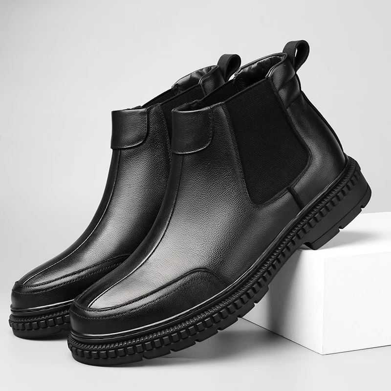 High quality new men's retro leather boots casual anti-skid and wear-resistant versatile leather shoes winter plush cotton boots
High quality new men's retro leather boots casual anti-skid and wear-resistant versatile leather shoes winter plush cotton boots