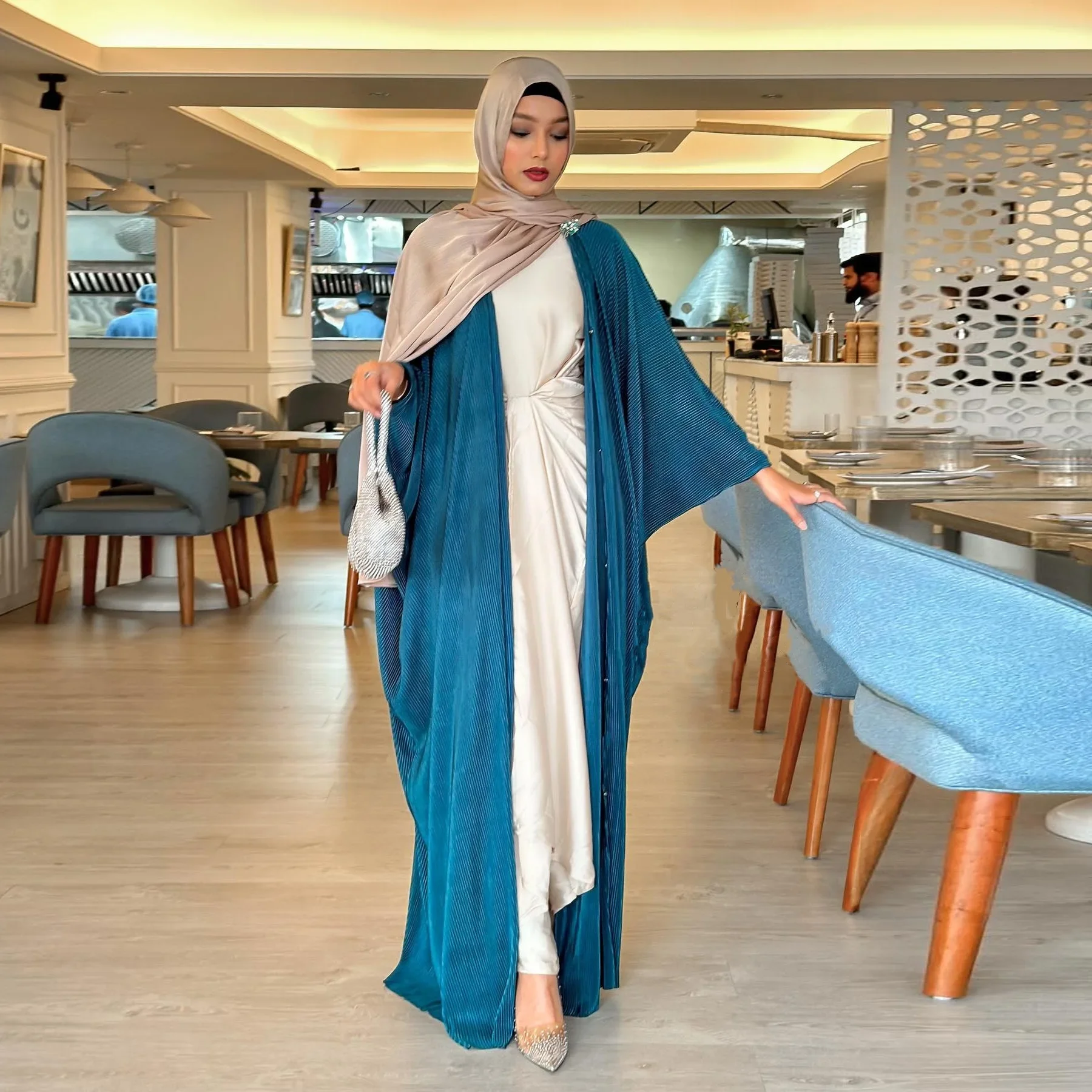 Pleated Open Abaya Solid Color Batwing Sleeve Isalmic Clothing for Women Dubai Gulf Robe Casual Hijabi Kimono Kaftan (No Inner)
Pleated Open Abaya Solid Color Batwing Sleeve Isalmic Clothing for Women Dubai Gulf Robe Casual Hijabi Kimono Kaftan (No Inner)
