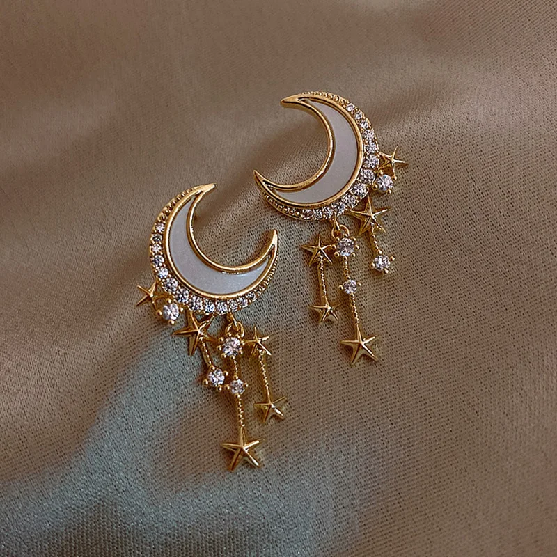 New Elegant Trendy Moon Dangle Earrings For Women Temperament Pearl Cherry Cat Rhinestone Pendant Earring Girl Party Jewelry
New Elegant Trendy Moon Dangle Earrings For Women Temperament Pearl Cherry Cat Rhinestone Pendant Earring Girl Party Jewelry