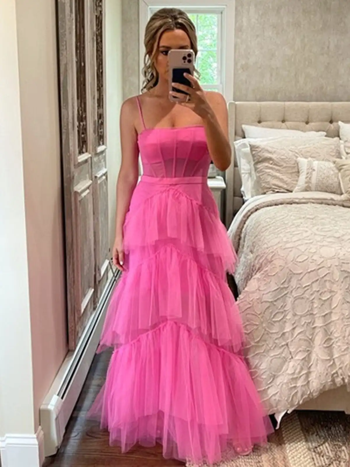 Elegant Open Back Layered Hot Pink Tulle Long Prom Dresses Hot Pink Tulle Formal Graduation Evening Dress vestidos de fiesta
Elegant Open Back Layered Hot Pink Tulle Long Prom Dresses Hot Pink Tulle Formal Graduation Evening Dress vestidos de fiesta