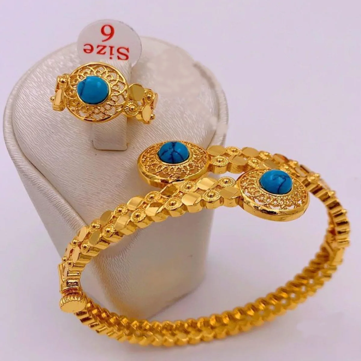 Arab Gold Color Cuff Bracelet 21k Gold Plated Vintage Turquoise Women Luxury Wedding Bangles African Turkish Bridal Jewelry Gift
Arab Gold Color Cuff Bracelet 21k Gold Plated Vintage Turquoise Women Luxury Wedding Bangles African Turkish Bridal Jewelry Gift
