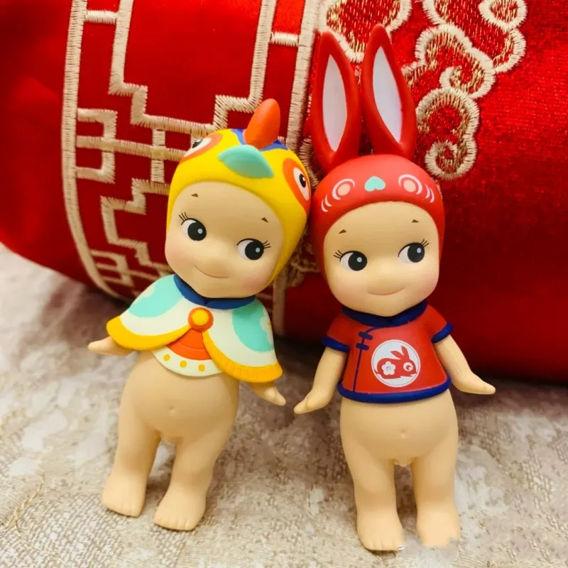 Коробочка-сюрприз Sonny Angel из серии шинузер, милая кукла, мини-фигурка, украшение для стола, подарок для девочек
Коробочка-сюрприз Sonny Angel из серии шинузер, милая кукла, мини-фигурка, украшение для стола, подарок для девочек