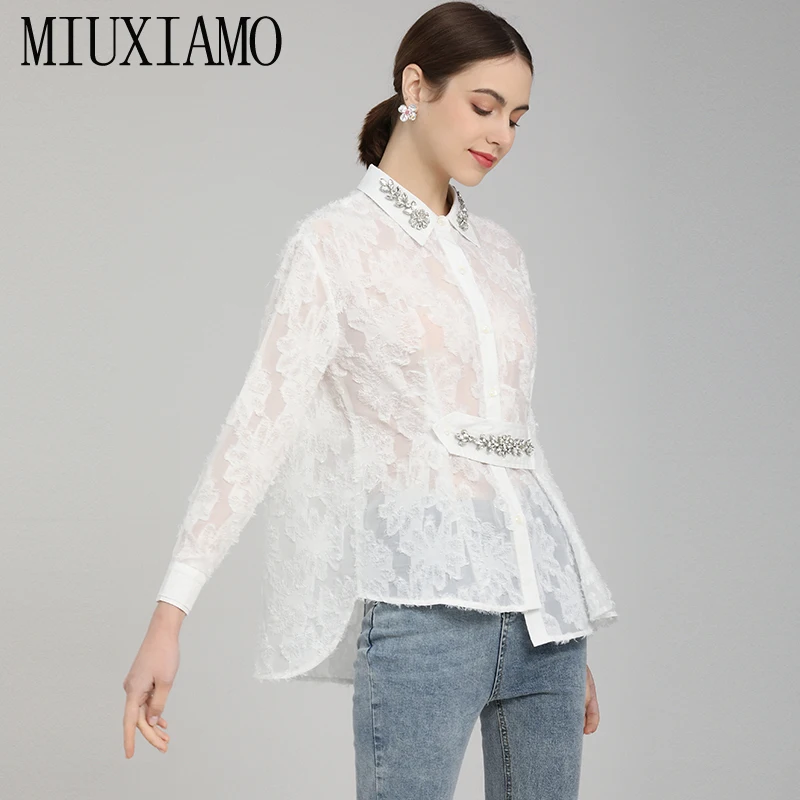 MIUXIMAO 2022 Spring/Summer Women's Clothing Lapel Long Sleeve Slim Waist Solid Shirt Fashion Elegant Office Style Womens Tops
MIUXIMAO 2022 Spring/Summer Women's Clothing Lapel Long Sleeve Slim Waist Solid Shirt Fashion Elegant Office Style Womens Tops