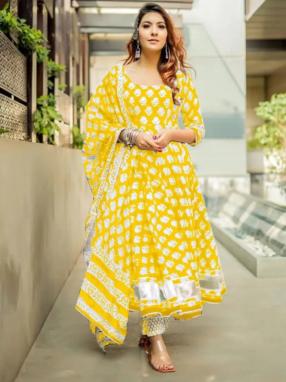 

Women Indian Palazzo Kurta Set Dupatta Printed Flared Kurti Yellow Salwar Kameez