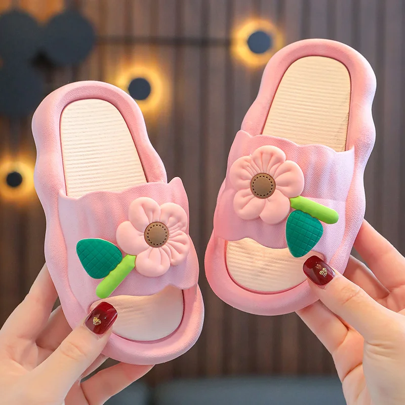 Children's Slippers Girls' 2023 Summer Flowers Slipper Kids New Cartoon Soft Soles Parent-child Indoor Anti Slip Cute Sandals
Children's Slippers Girls' 2023 Summer Flowers Slipper Kids New Cartoon Soft Soles Parent-child Indoor Anti Slip Cute Sandals