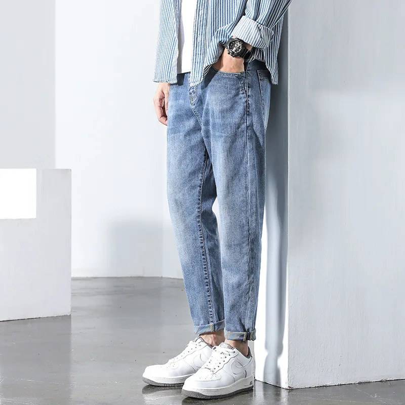 Spring Jeans Men Slim Feet New Korean Multiple Pockets Elastic Joker Denim Casual Trousers
Spring Jeans Men Slim Feet New Korean Multiple Pockets Elastic Joker Denim Casual Trousers