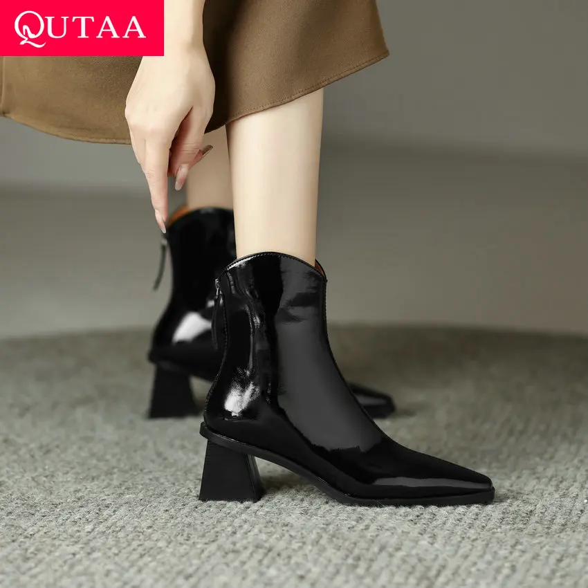 QUTAA 2024 Office Lady Short Boots For Women Autumn Winter Patent Leather High Heels Back Zipper Working Shoes Woman Size 34-39
QUTAA 2024 Office Lady Short Boots For Women Autumn Winter Patent Leather High Heels Back Zipper Working Shoes Woman Size 34-39