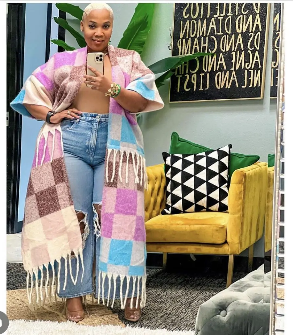 

Winter Fashion Blogger Multicolor Printed Loose Long Kimonos African Rich Women Warm Fuzzy Long Cardigans For XMas Party