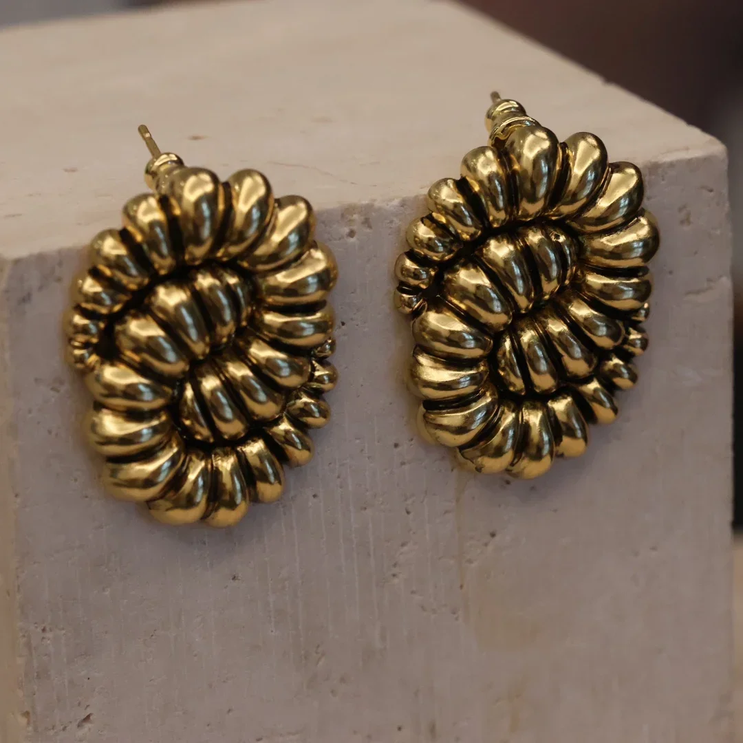 

Vintage Famous Designer Brand Brass Gold Plated Twisted Earring Woman Luxury Jewelry Trend Europe America