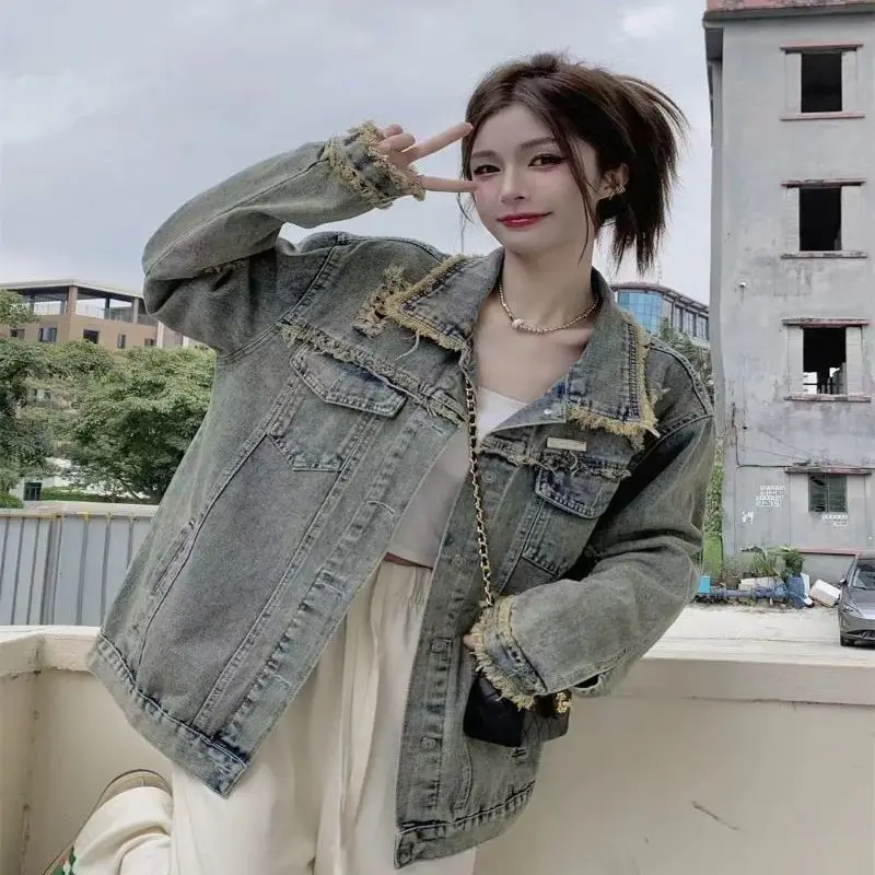 2023 New Spring Cowboy Coat Woman Hong Kong Breeze Retro Hole Large Size Easy Harajuku Wind Bomb The Street Jacket Free Shipping
2023 New Spring Cowboy Coat Woman Hong Kong Breeze Retro Hole Large Size Easy Harajuku Wind Bomb The Street Jacket Free Shipping