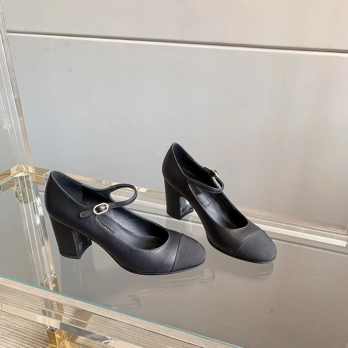 Shoes For Women Genuine Leather Super High Heels Round Toe Pumps Autumn Ladies Mary Janes Designer Brand Shoes Zapatillas Mujer
Shoes For Women Genuine Leather Super High Heels Round Toe Pumps Autumn Ladies Mary Janes Designer Brand Shoes Zapatillas Mujer