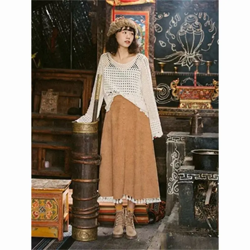 Mid-length Retro Corduroy High-waisted Skirt for Autumn Winter Women's Skirts 2023 Fashion Trending Traf Korean Clothing Trend
Mid-length Retro Corduroy High-waisted Skirt for Autumn Winter Women's Skirts 2023 Fashion Trending Traf Korean Clothing Trend