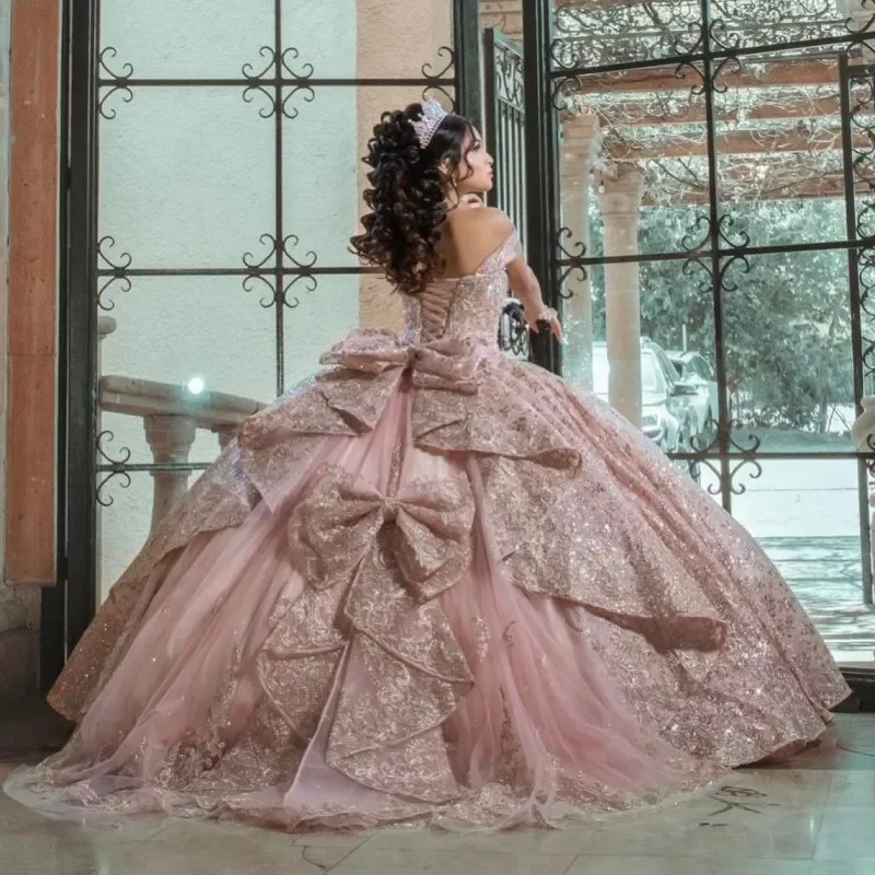 Exquisite Pink Quinceanera Dress 2024 Tulle Appliques Flowers Bow Off Shoulder Sweet 15 16 Years Birthday Party Formal Dress
Exquisite Pink Quinceanera Dress 2024 Tulle Appliques Flowers Bow Off Shoulder Sweet 15 16 Years Birthday Party Formal Dress