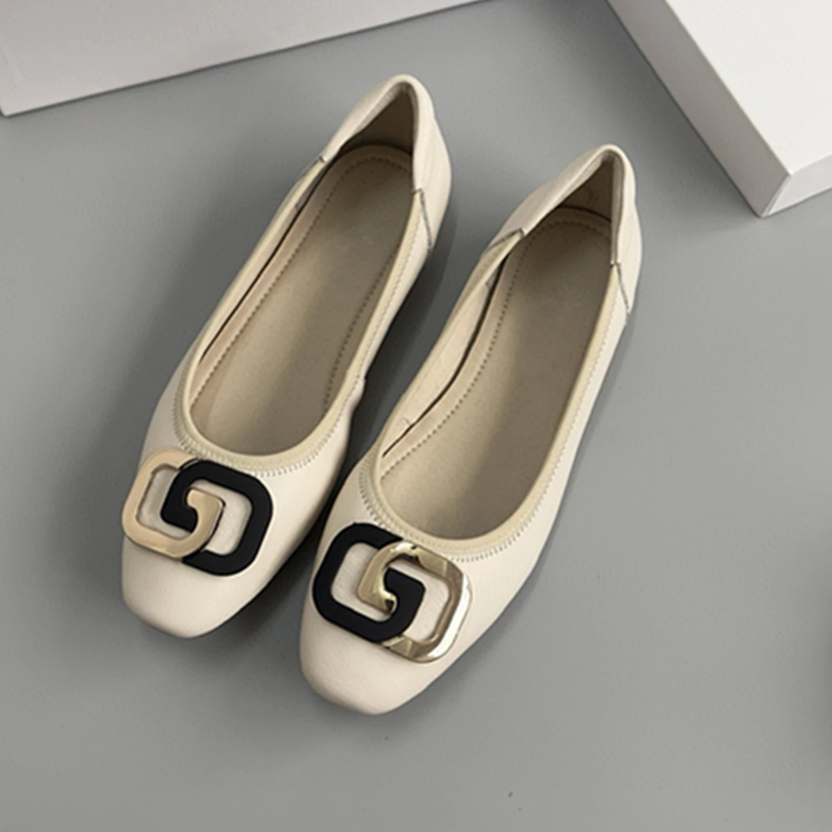 Jenny&Dave Loafers Shoes Women Genuine Leather Shoes Fashion Ladies Supper Comfortable Commuter Casual Flat Shoes 
Jenny&Dave Loafers Shoes Women Genuine Leather Shoes Fashion Ladies Supper Comfortable Commuter Casual Flat Shoes