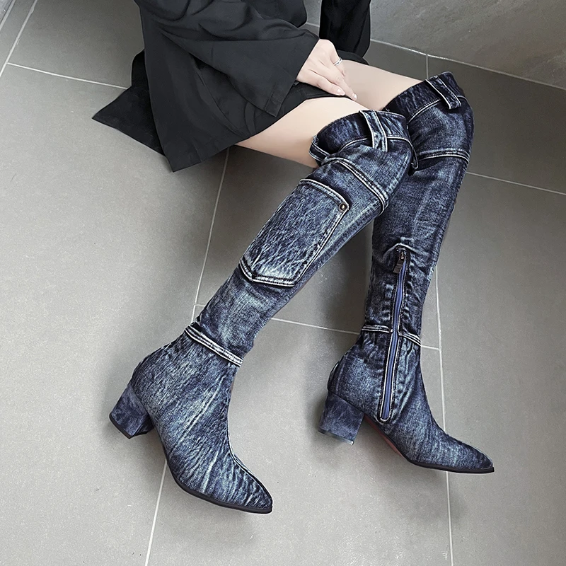 2024 Sexy Jean Boots Women's Knee-High Boot Zipper 6CM High Heel Woman Stylish Jeans Boots Ladies Denim Boot Female Shoes Cowboy
2024 Sexy Jean Boots Women's Knee-High Boot Zipper 6CM High Heel Woman Stylish Jeans Boots Ladies Denim Boot Female Shoes Cowboy