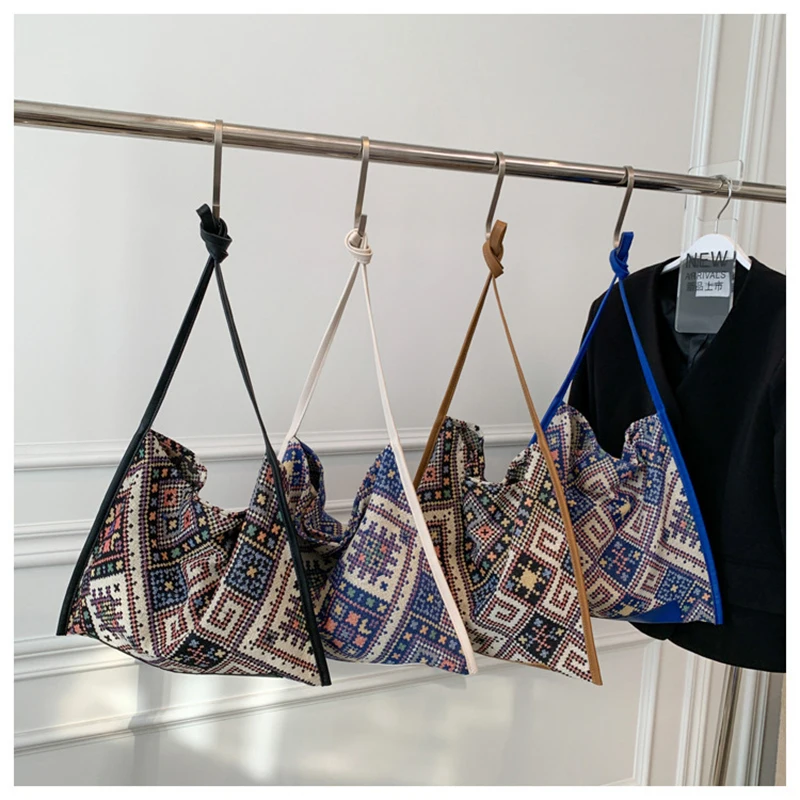 Vintage Handmade Knitted Shoulder Bag Trendy Embroidery Art Hand-Knitted Women's Canvas Handbag Large Capacity Shopping Bags
Vintage Handmade Knitted Shoulder Bag Trendy Embroidery Art Hand-Knitted Women's Canvas Handbag Large Capacity Shopping Bags
