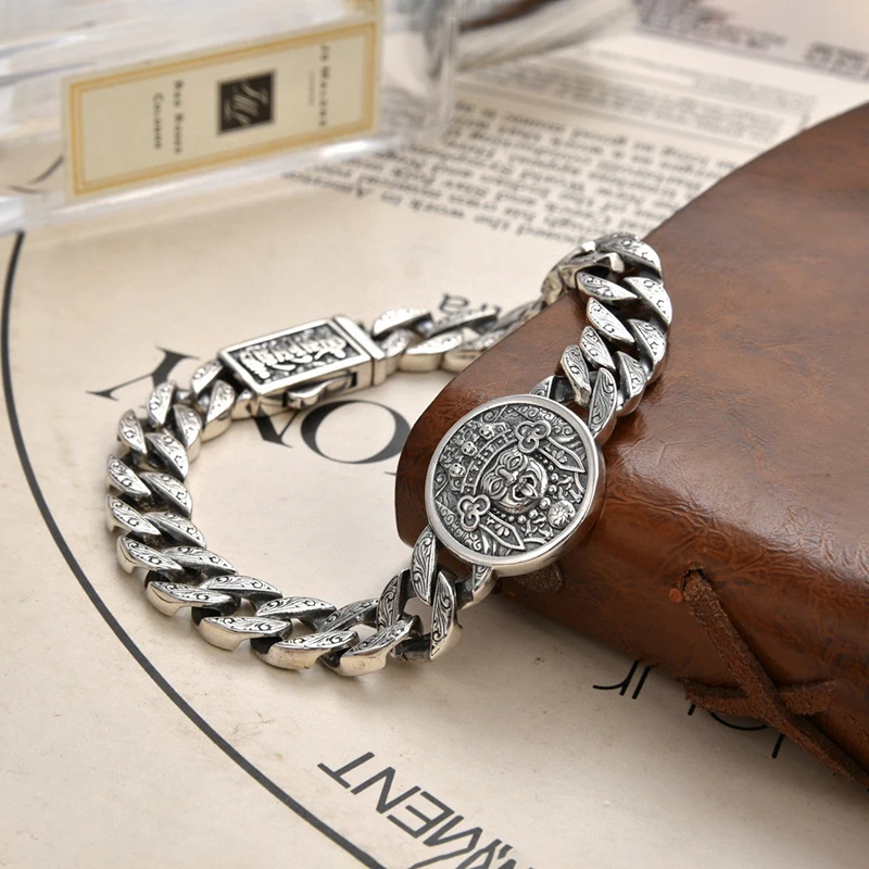 Retro Domineering New Style Sterling Silver Bracelet Exquisite Wavy Joker grimace Chain Men party Tide Small Jewelry gift
Retro Domineering New Style Sterling Silver Bracelet Exquisite Wavy Joker grimace Chain Men party Tide Small Jewelry gift