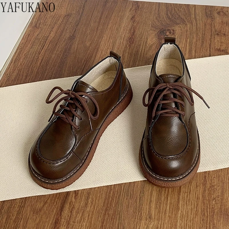 Japanese Small Leather Shoes Womens JK Shoes Thick Sole Retro British Style Student Flats Literary Mori Girl Casual Single Shoes
Japanese Small Leather Shoes Womens JK Shoes Thick Sole Retro British Style Student Flats Literary Mori Girl Casual Single Shoes